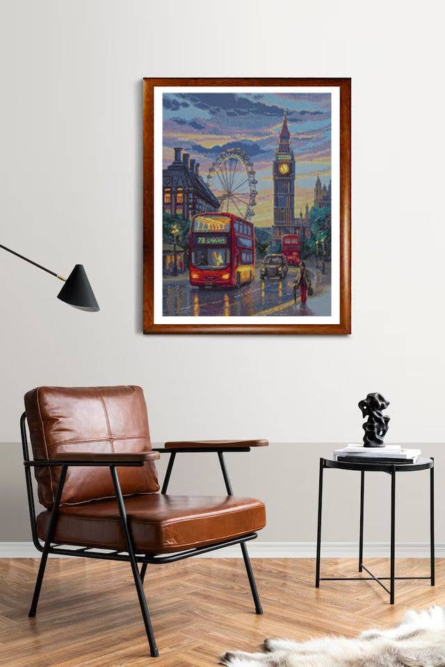Kit de Punto de Cruz Aine "Londres Lluvioso" - A1014