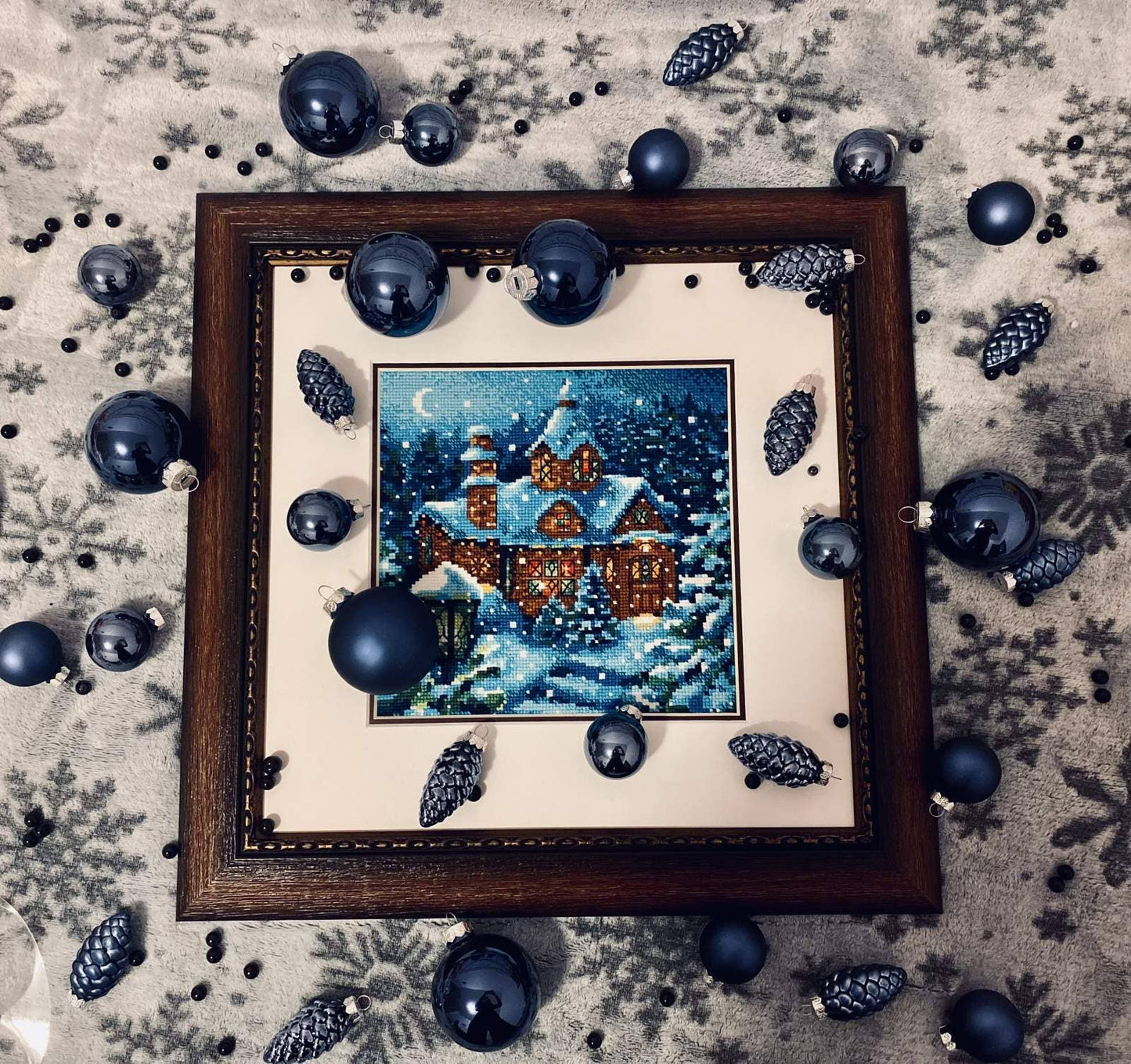 Kit de Punto de Cruz Riolis "Nevada en el Bosque" - 2029