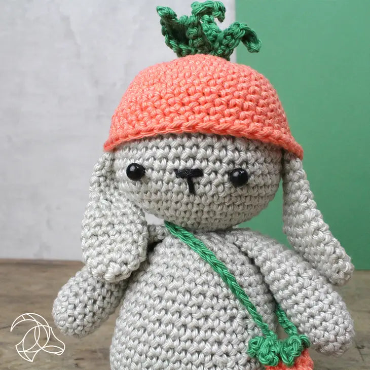 Amigurumi Conejo con Zanahoria Corochet Hardicraft