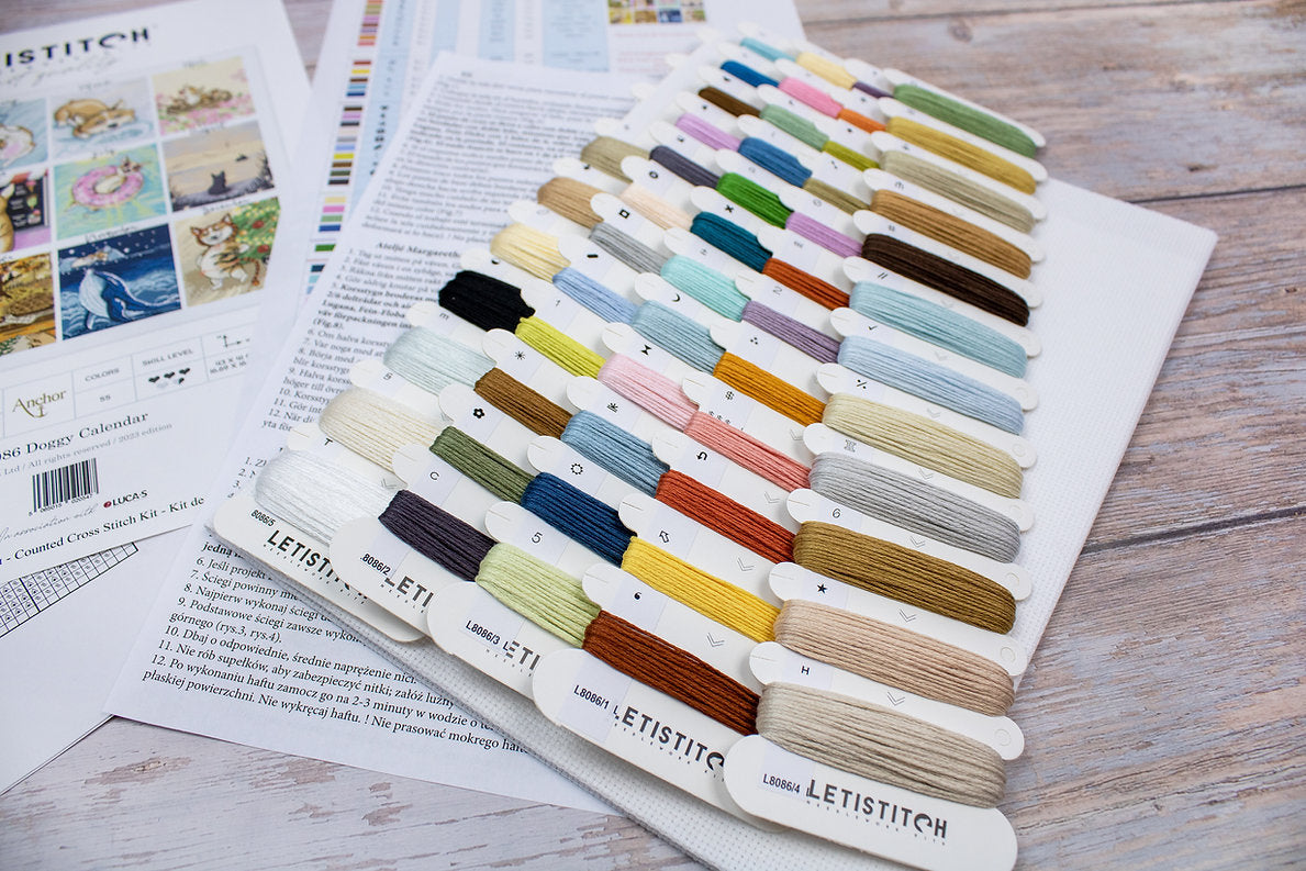 Bordado en punto de cruz calendario perruno Letistitch L8086