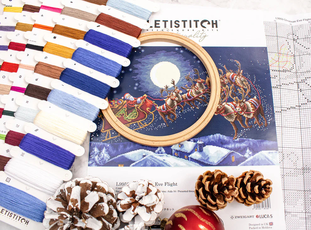 Kit de Punto de Cruz Letistitch "Vuelo de Nochebuena" - L9959
