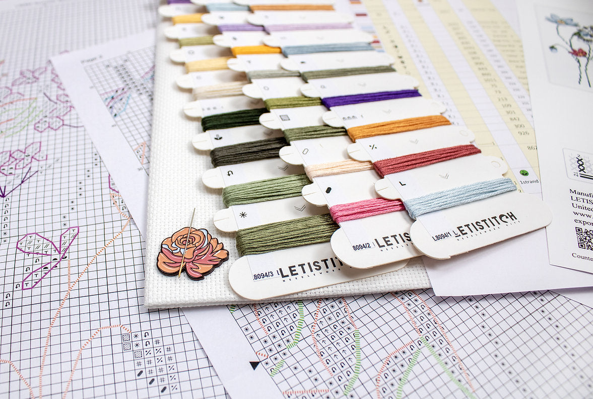 Kit de Punto de Cruz Letistitch "Floración de Verano" - L8094