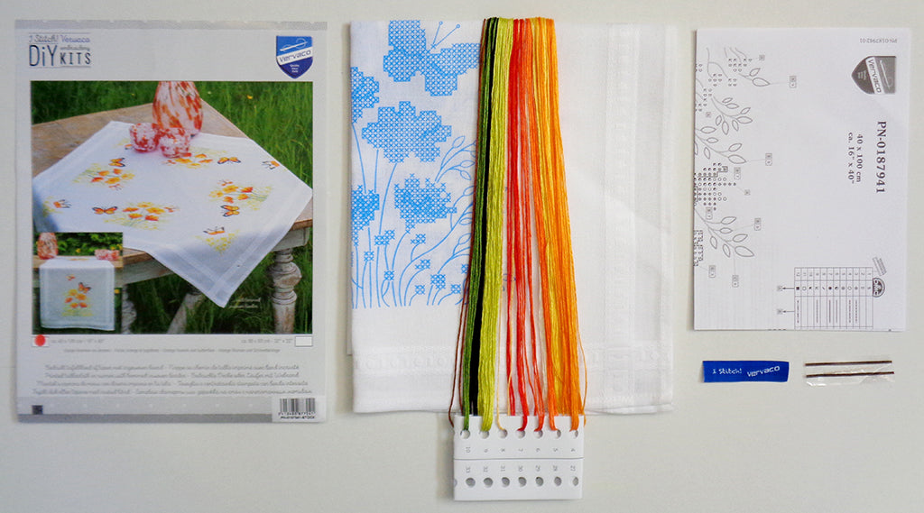 Caminho de Mesa em Ponto Cruz "Flores de Laranjeira e Borboletas" - Vervaco