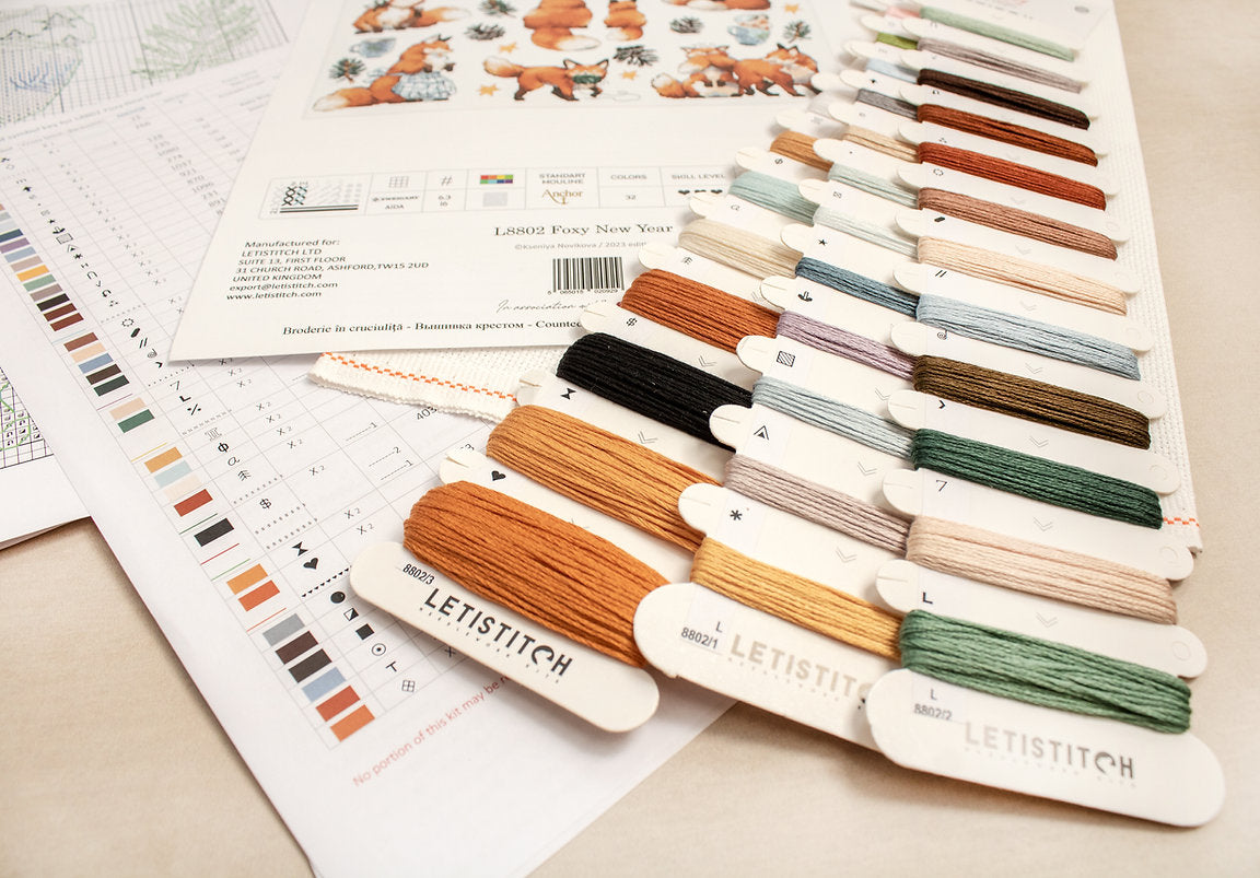 Kit de Punto de Cruz Letistitch "Foxy New Year" - L8802