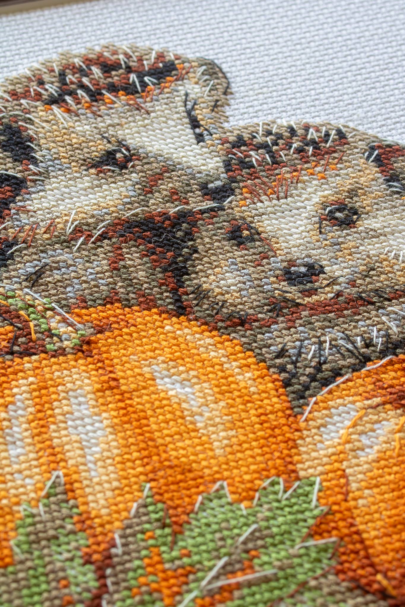 Kit de Punto de Cruz Aine "Erizos en la Cosecha" - A1021