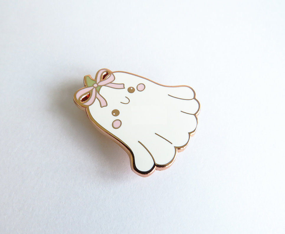 Imán para agujas de bordado con diseño de adorable fantasma con un lazo rosa de Letistitch