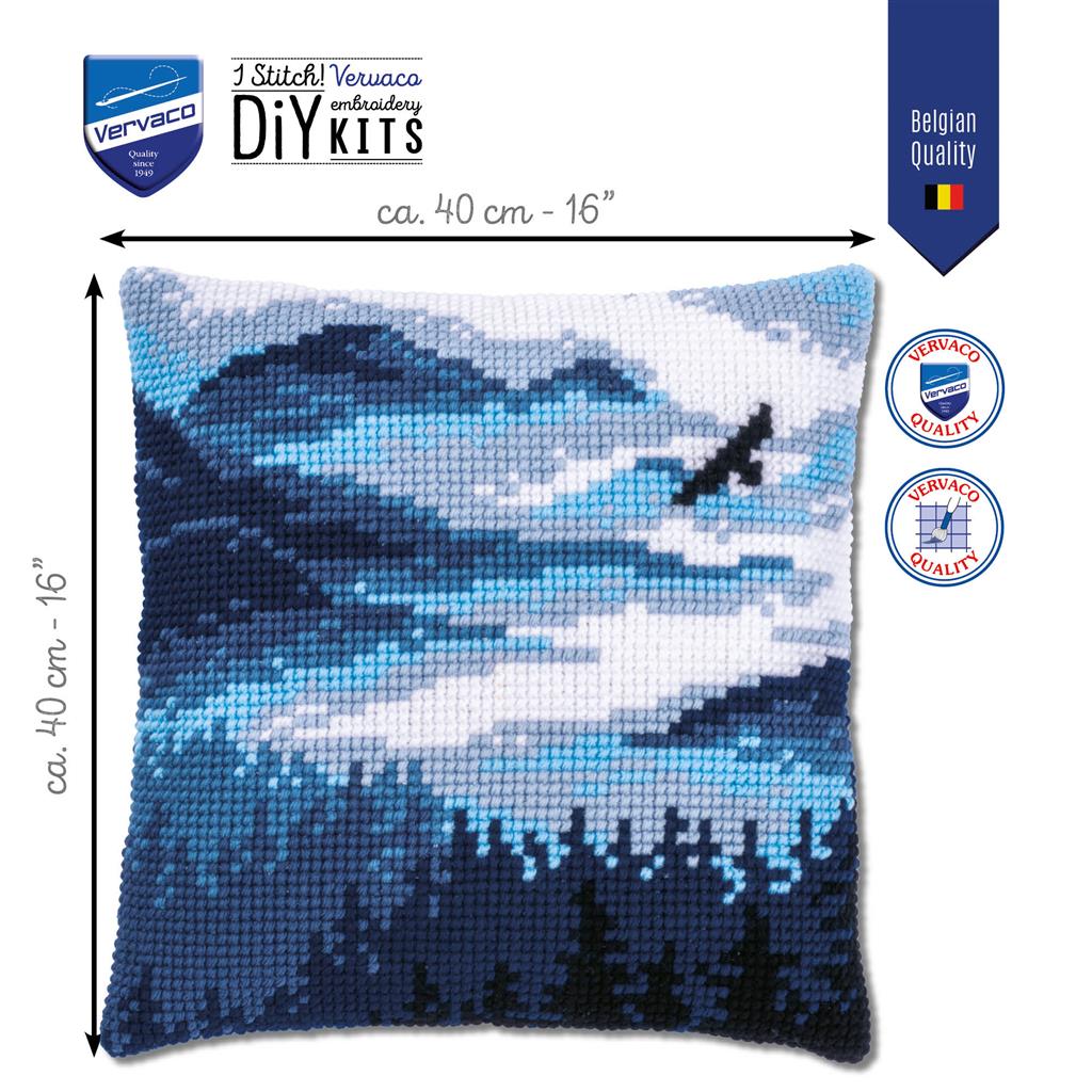 Kit para Bordar Cojín en Punto de Cruz "Paisaje Azul" - Vervaco