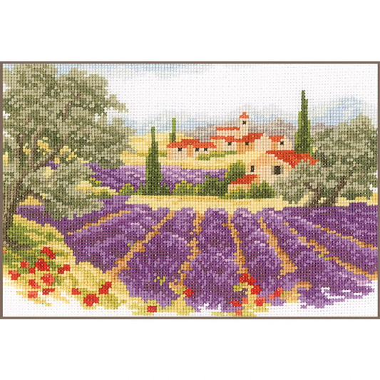 Kit de punto de cruz Vervaco "Paisaje de Lavandas" con tela Aida 14 ct, hilos DMC y patrón en gran formato. Ideal para bordado creativo