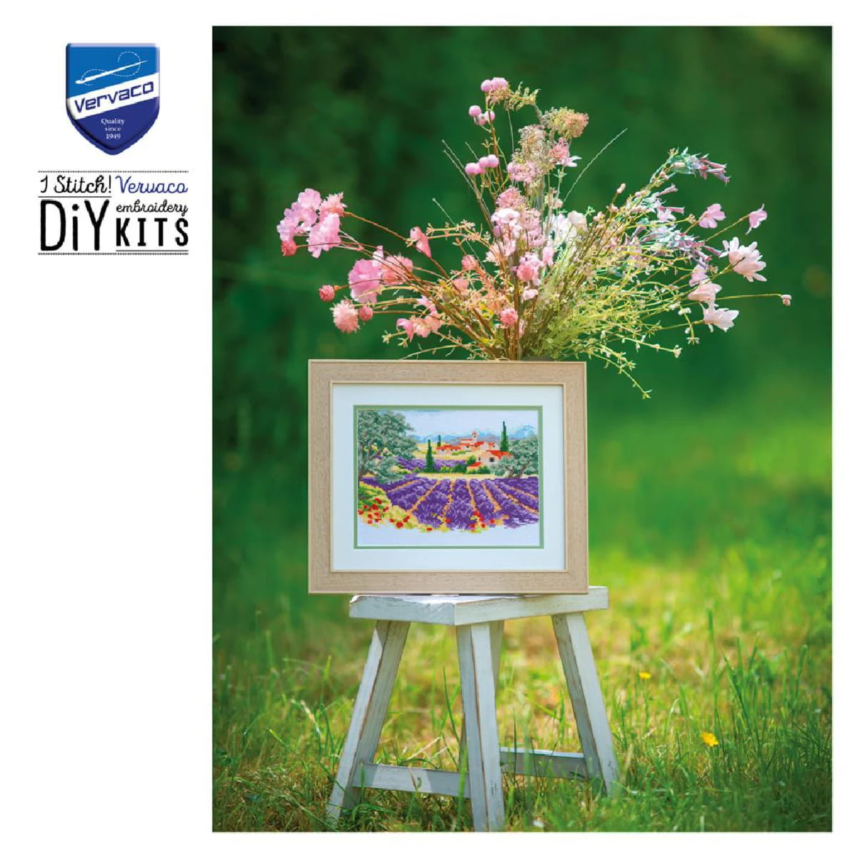 Kit de Punto de Cruz "Paisaje de Lavandas" - Vervaco
