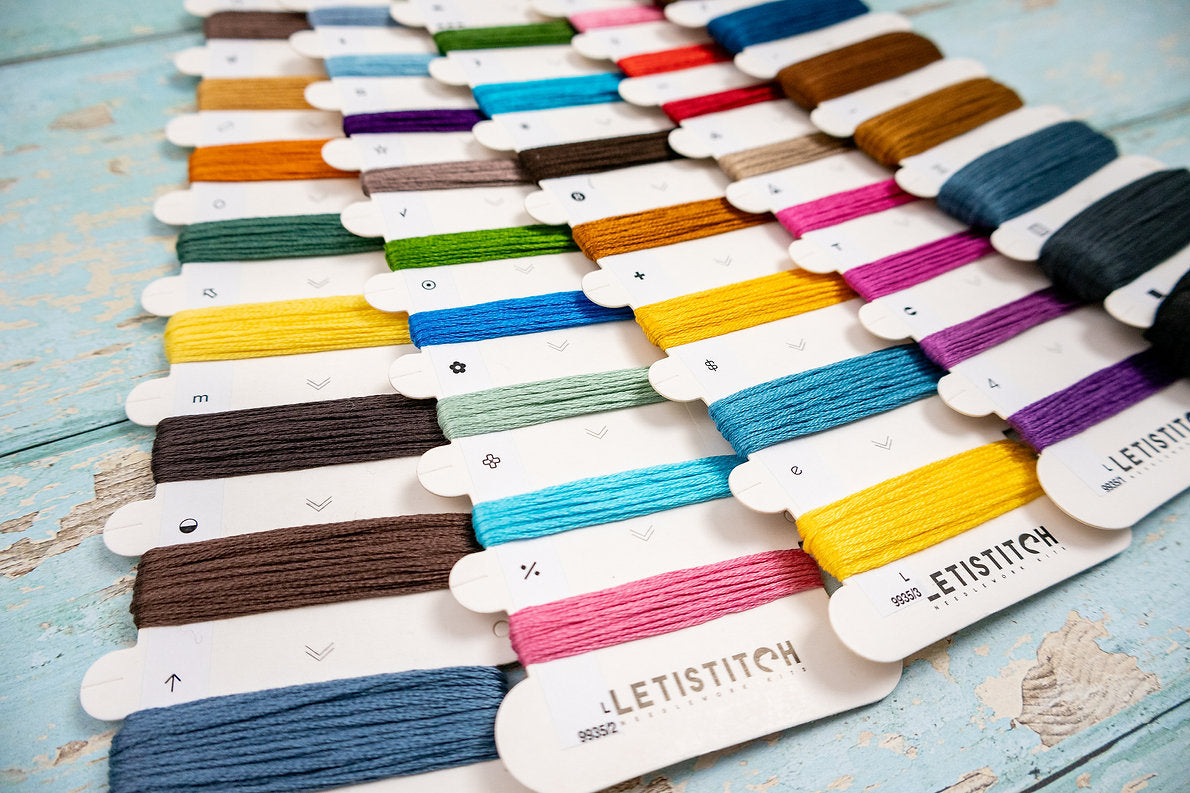 Kit de Punto de Cruz Letistitch "Charmed Library" - L9935