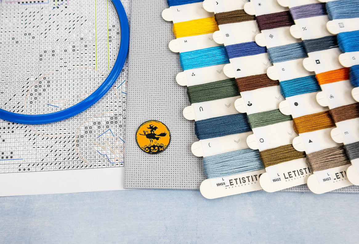 Kit de Punto de Cruz Letistitch "Mansión Encantada" - L9945