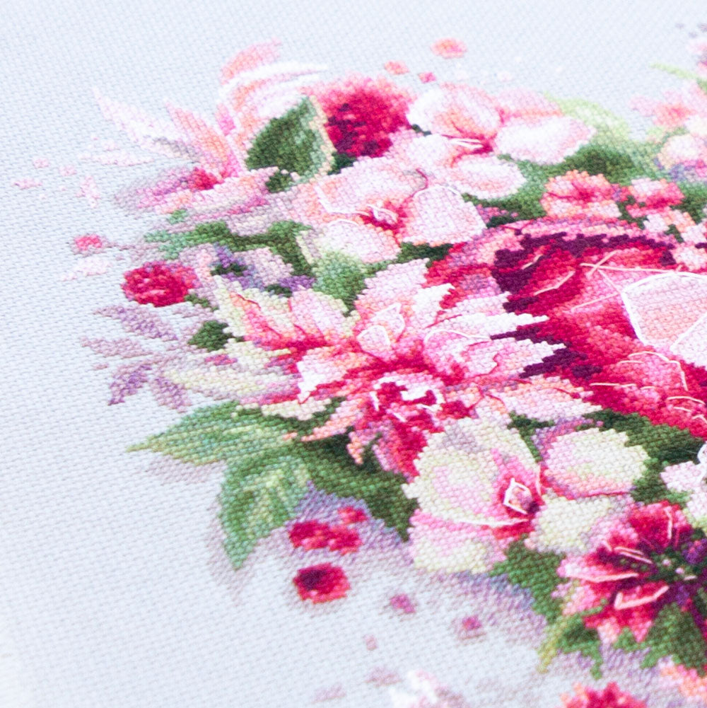 Kit de Punto de Cruz "Corazón Floral" 70-15 Magic Needle
