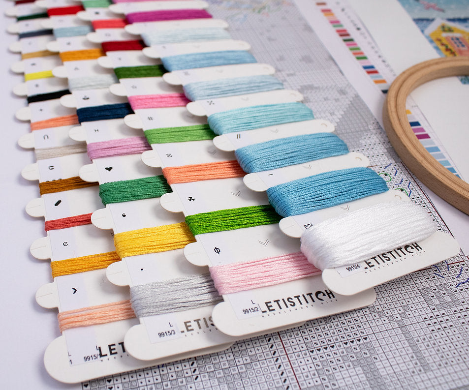 Kit de Punto de Cruz Letistitch "Snow Sea Cottages" - L9915