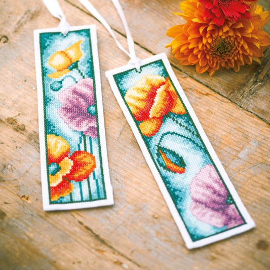 Kit de punto de cruz Marcapáginas Amapolas de Vervaco con dos diseños florales, tela Aida 14 ct, hilos Mouliné Spécial DMC y esquema en cuadrícula grande