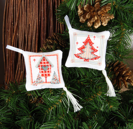 Acericos/Adornos de Navidad en Punto de Cruz "Christmas II" - PN0149547