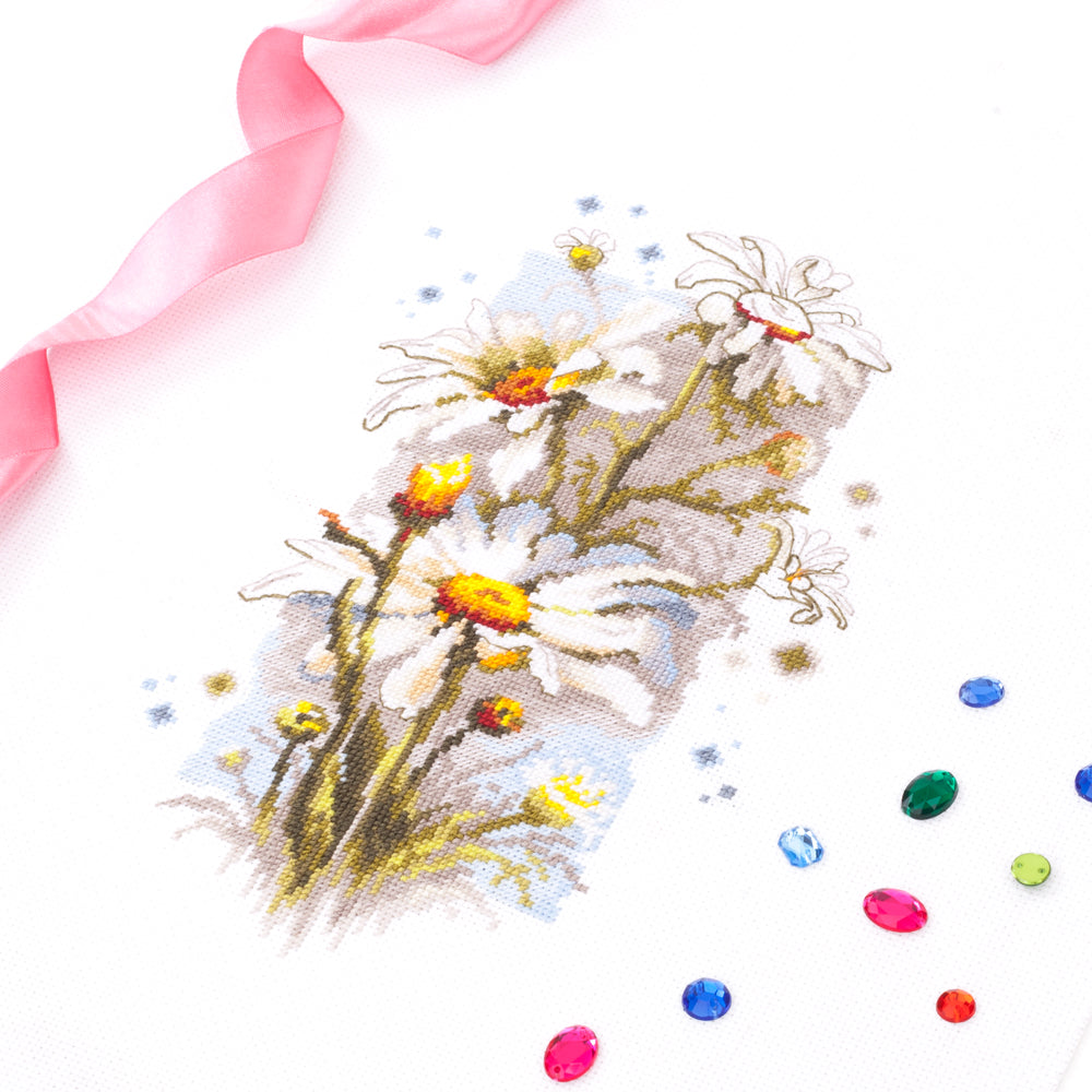 Kit punto de cruz "White Daisies" 100-103