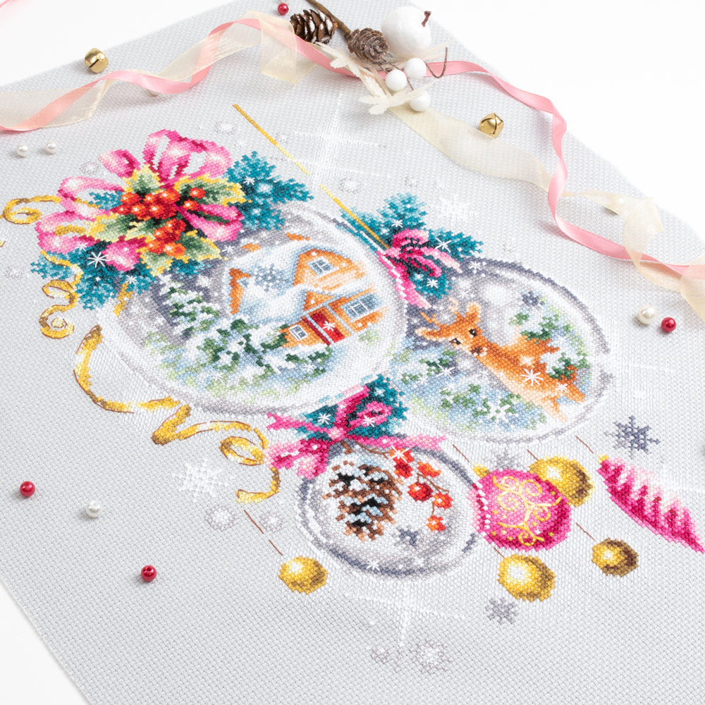 Kit punto de cruz "A Christmas Fairy Tale" 100-247