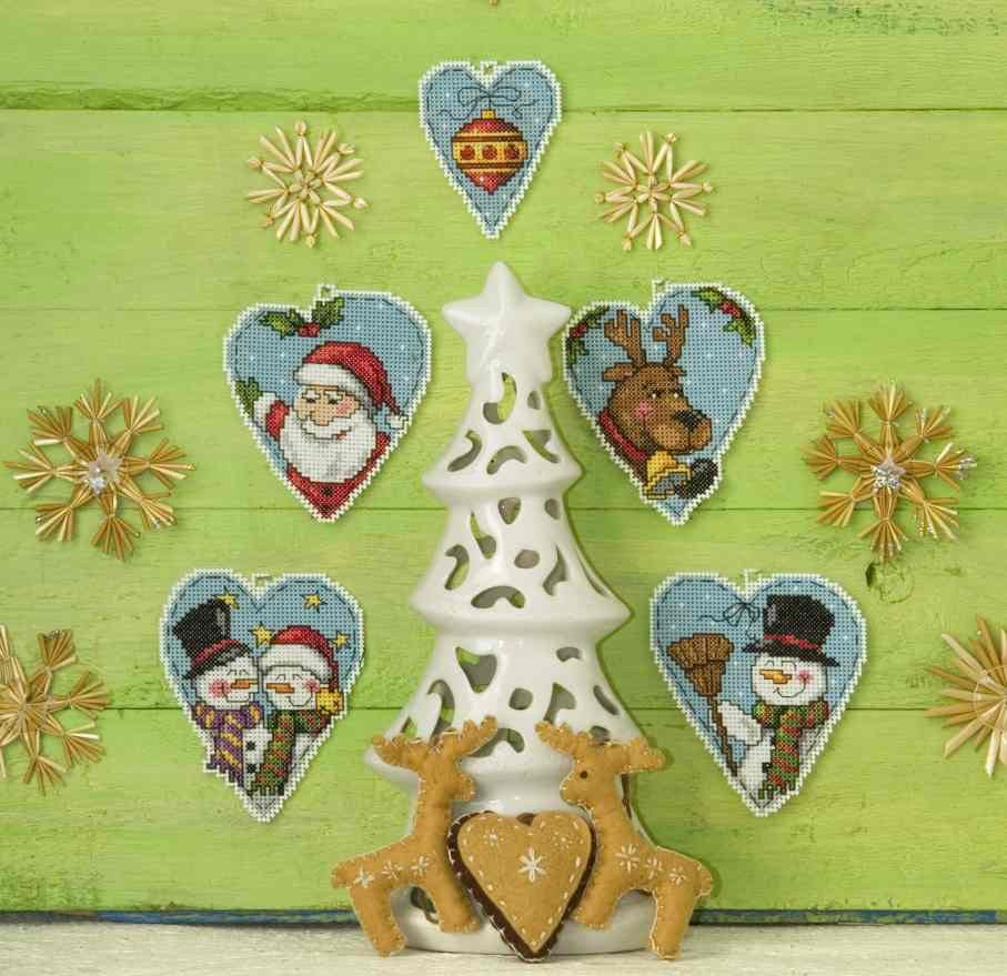 Kit de punto de cruz: plastic canvas "Corazones Navideños" - 7629