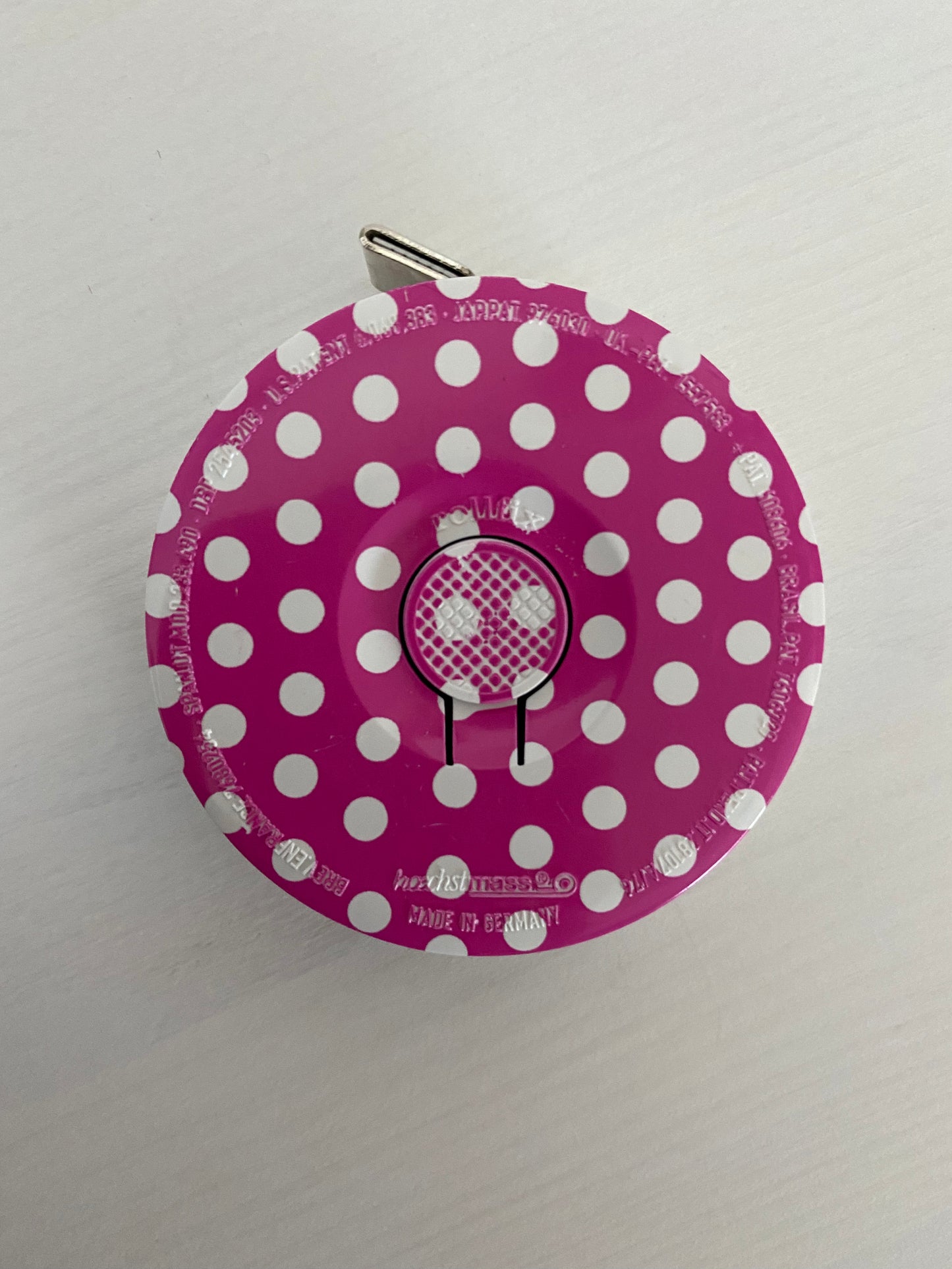 cinta métrica automática PRYM lunares rosa y blanco