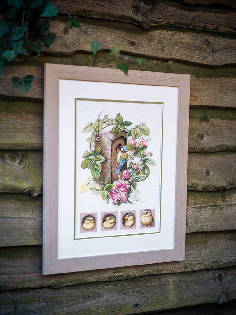 Kit punto de cruz "Birdhouse with Roses" - PN0008031