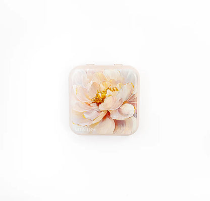 Caja magnética para agujas Letistitch Floral Grace con diseño floral de peonía en tonos pastel sobre fondo claro.