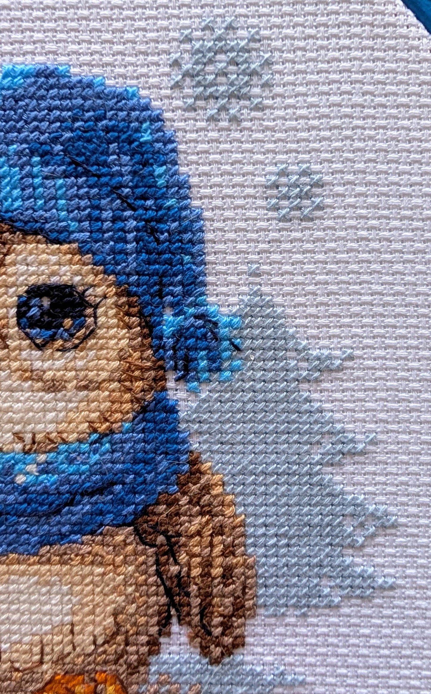 Kit de Punto de Cruz Aine "Búho Acurrucado" - A1019