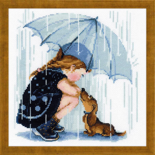 Kit de punto de cruz Riolis Bajo Mi Paraguas, diseño de niña con paraguas protegiendo a su perro salchicha bajo la lluvia, incluye tela Aida, hilos de algodón y aguja.