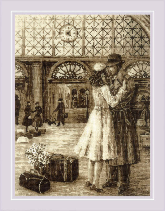 Kit de punto de cruz RIOLIS Foto Antigua. Encuentro con pareja abrazándose en una estación antigua bordada sobre tela Aida blanca.