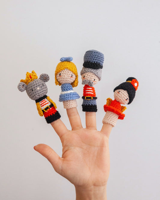 Kit de crochet de 4 adorables marionetas de dedo de los personajes del Cascanueces de Anchor