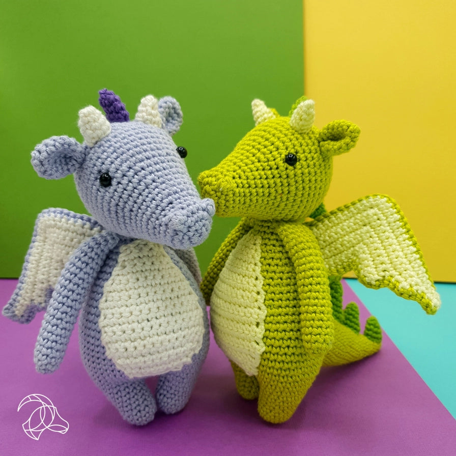 Dragón verde y dragón lila de crochet Hardicraft