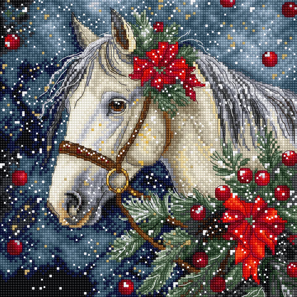 Kit de punto de cruz Letistitch Caballo de Invierno con diseño de caballo blanco adornado con lazo rojo y ramas navideñas sobre fondo nevado.