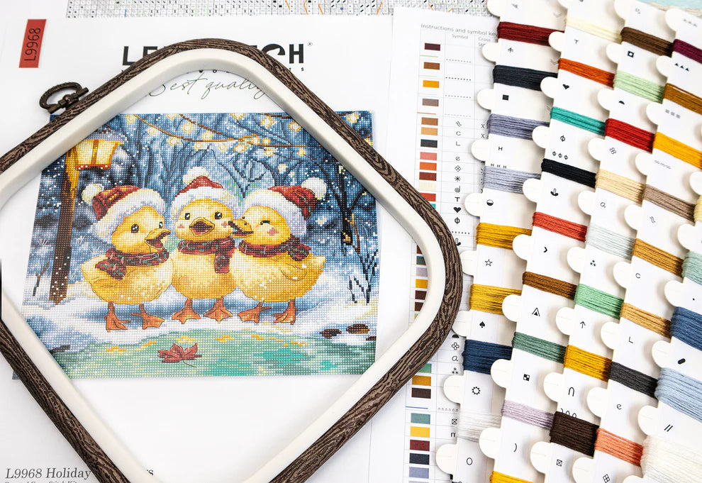 Kit de Punto de Cruz Letistitch "Holiday Ducklings" - L9968