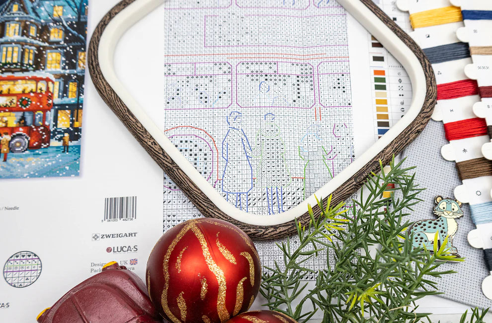 Kit de Punto de Cruz Letistitch "Autobús Navideño de Londres" L9982