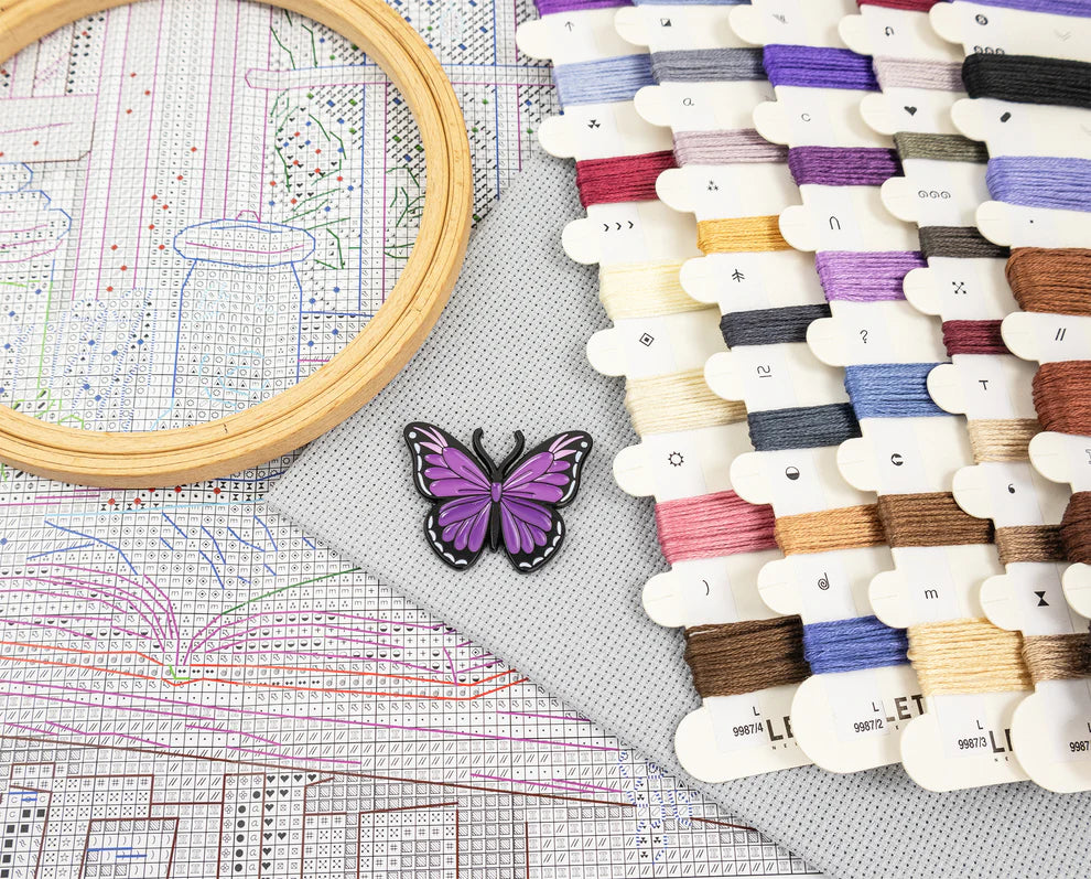 Kit de Punto de Cruz Letistitch "La Biblioteca del Cuervo" L9987