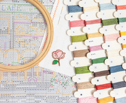 Kit de Punto de Cruz Letistitch "Dulce Calle Parisina" L9988