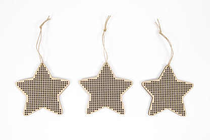Adornos de Madera Perforada para Bordar DMC – Estrella (x3)
