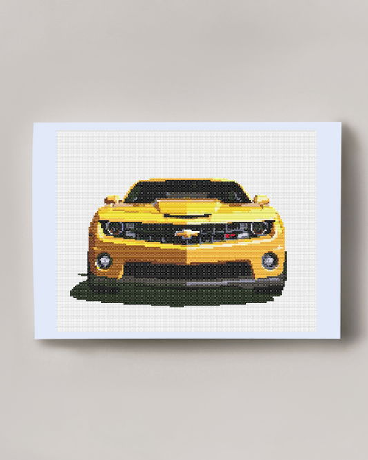Patrón de punto de cruz de un chevrolet camaro amarillo del 2007 estilo Bumblebee de la película Transformers