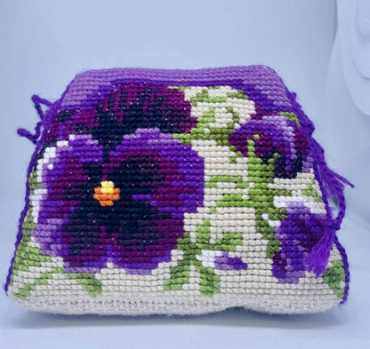 Kit para Crear Alfiletero en Punto de Cruz de Riolis "Amapolas" - 1039