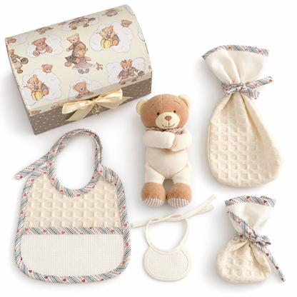 Baúl canastilla de bebé BM Ricami para bordar con osito de peluche, babero, portachupete y portabiberón