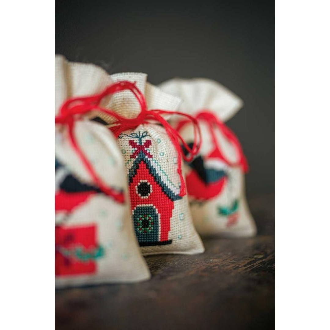 Set de 3 Bolsitas de Hierbas en Punto de Cruz "Pájaros de Navidad" - Vervaco