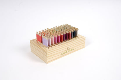 Caja Organizadora de Madera para 24 Bobinas de Hilo - DMC Eco Vita