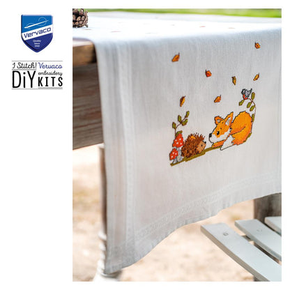Camino de Mesa en Punto de Cruz "Animales del Bosque Otoñal" - Vervaco