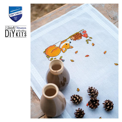 Camino de Mesa en Punto de Cruz "Animales del Bosque Otoñal" - Vervaco