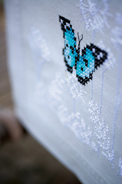 Camino de Mesa en Punto de Cruz "Baile de Mariposas" - Vervaco