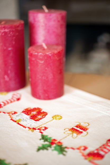 Camino de Mesa en Punto de Cruz "Navidad" - Vervaco