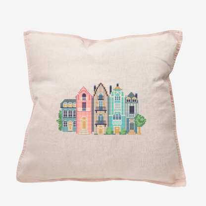 Patrón Gratis de Punto de Cruz "Casas de Ciudad" - DMC