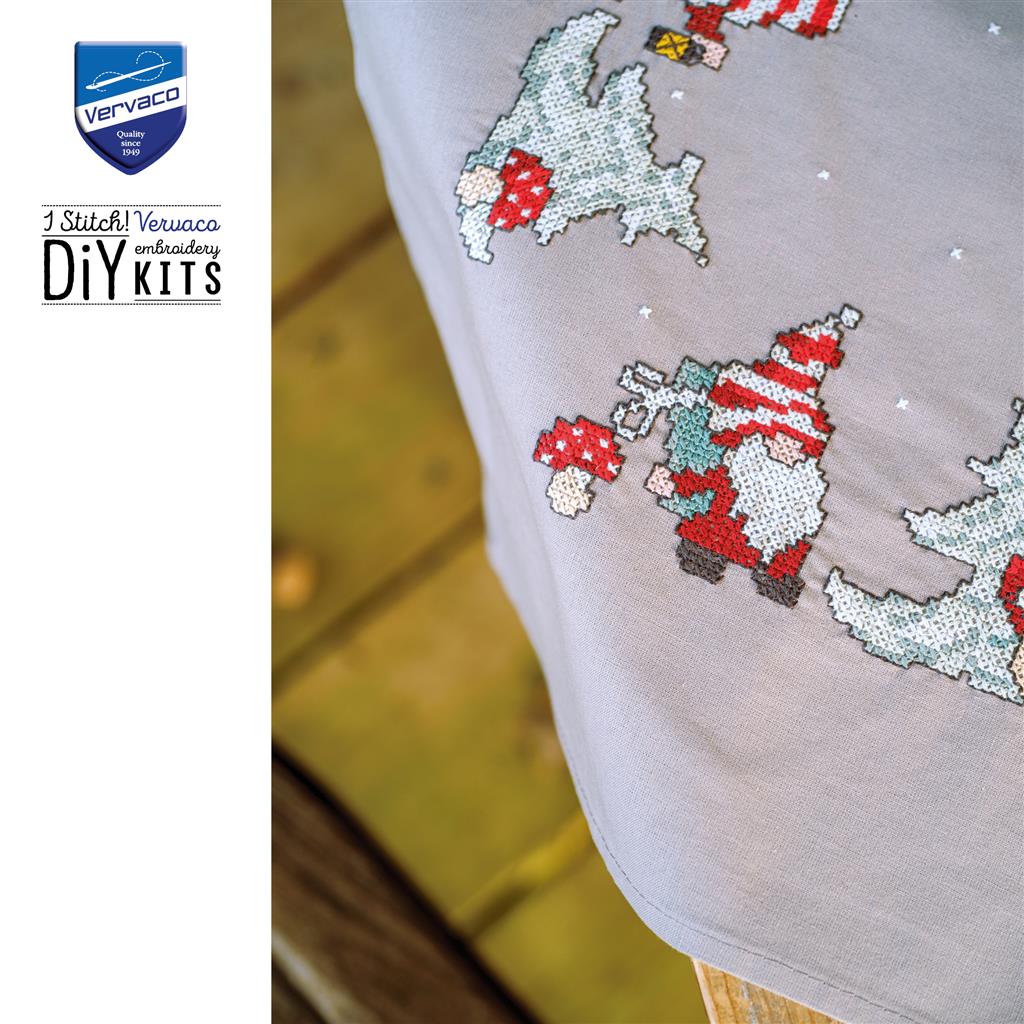 Centro de Mesa en Punto de Cruz "Gnomos" - Vervaco