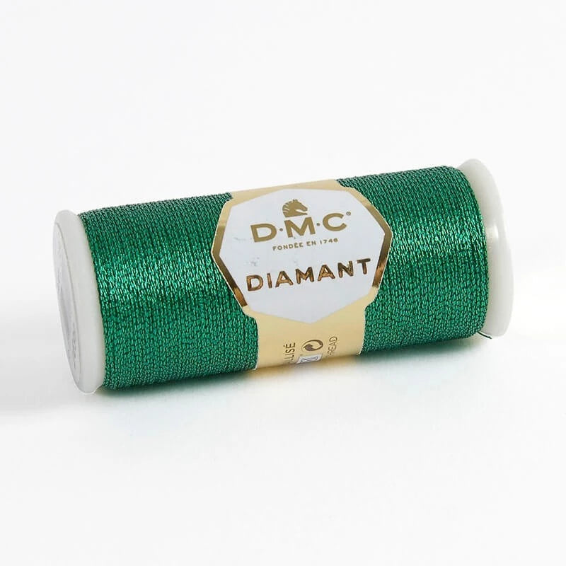 Hilo metalizado DMC Diamant D699 verde metalizado en bobina de 33 metros para bordado y punto de cruz
