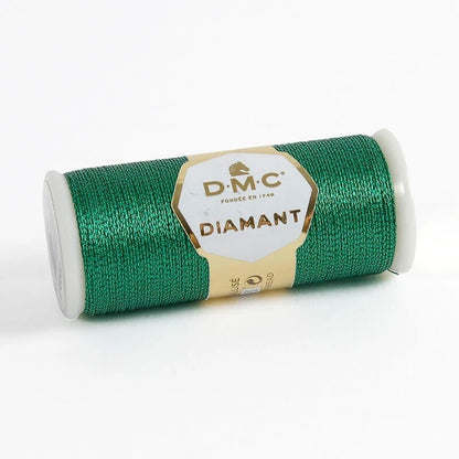 Hilo metalizado DMC Diamant D699 verde metalizado en bobina de 33 metros para bordado y punto de cruz