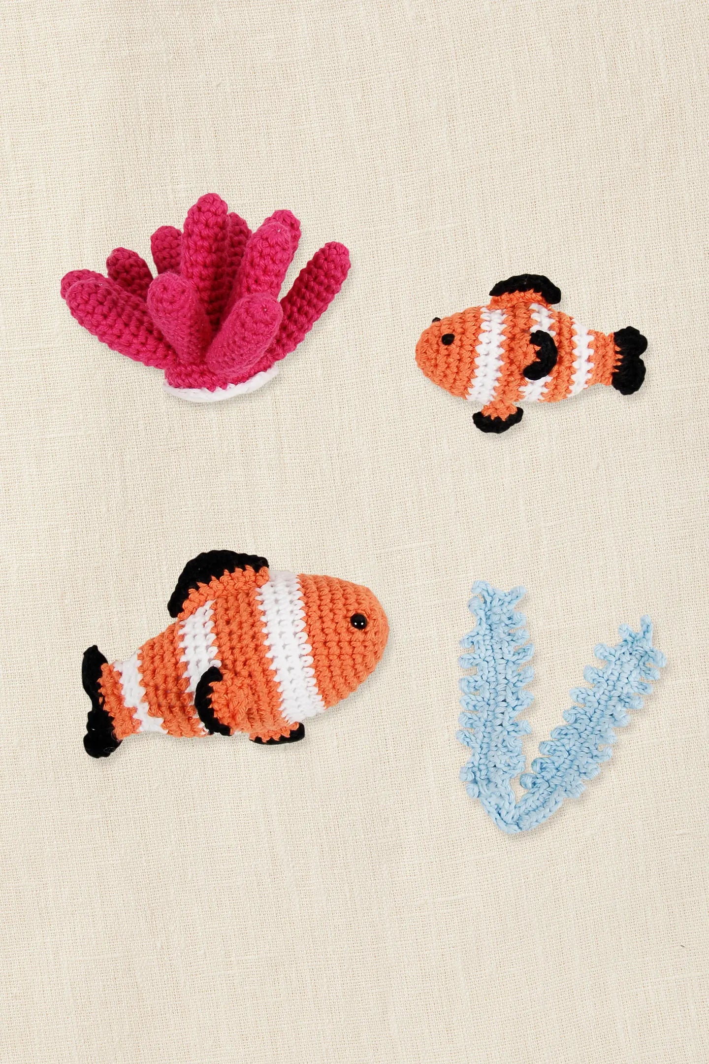 Kit de Amigurumi DMC "Pez Payaso" - CR131K